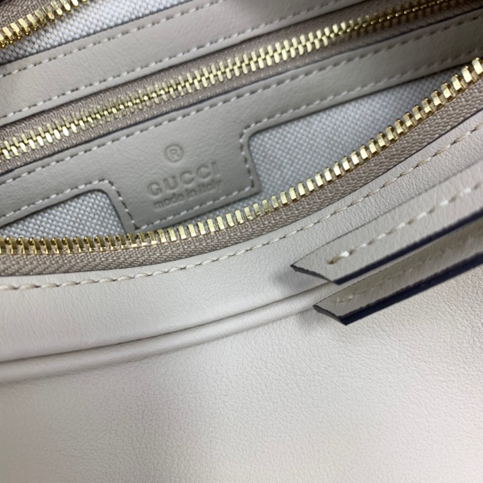 Gucci Hobo Bags